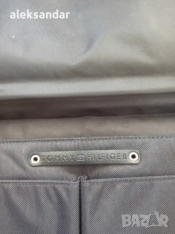 Tommy Hilfiger Чанта , снимка 6 - Чанти - 56639365