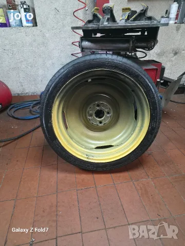 Патерица 17" Dacia , снимка 3 - Гуми и джанти - 56569334