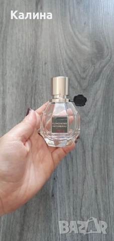 Шише от парфюм Viktor & Rolf Flowerbomb