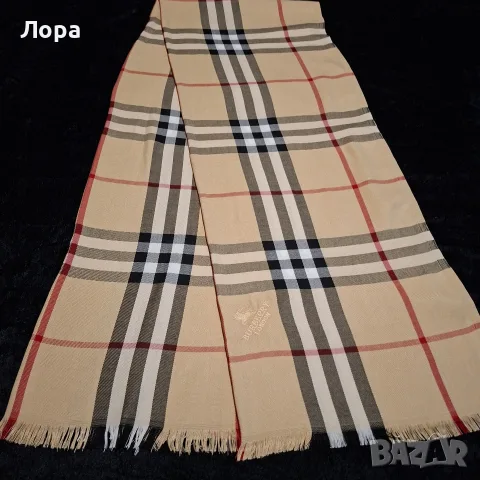 Дамски шал BURBERRY , снимка 2 - Шалове - 56554501