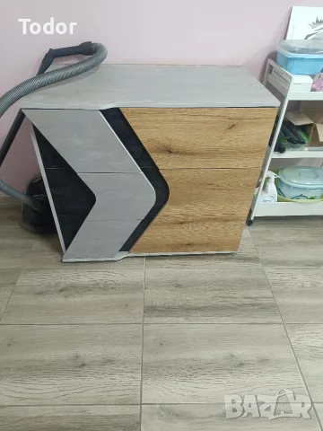 Продавам бюро в добро състояние!, снимка 4 - Работни маси и бюра - 56658138