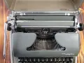 Olympia deluxe пишеща машина 1954та, снимка 4