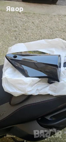 BMW S1000RR капак за задна седалка