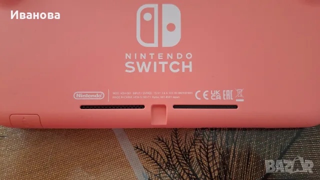 Nintendo Switch Lite цвят корал, снимка 3 - Nintendo конзоли - 56561441