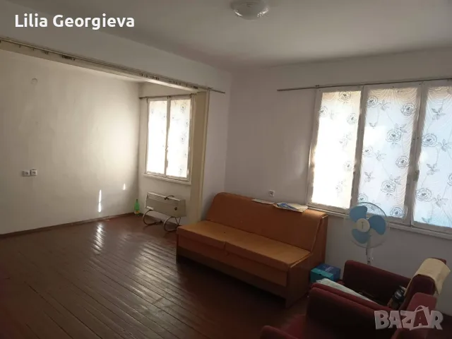 Продавам масивна къща , снимка 10 - Къщи - 56741493