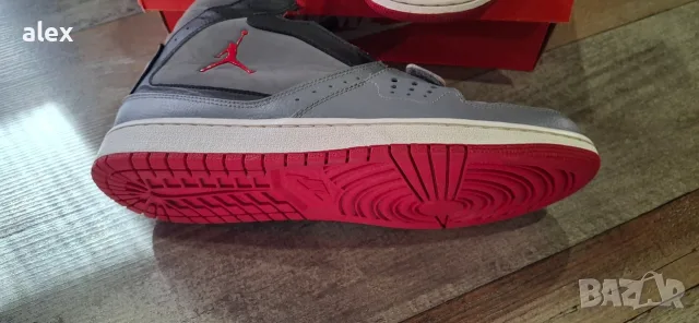 nike Jordan 1 flight strap , снимка 3 - Маратонки - 56645398