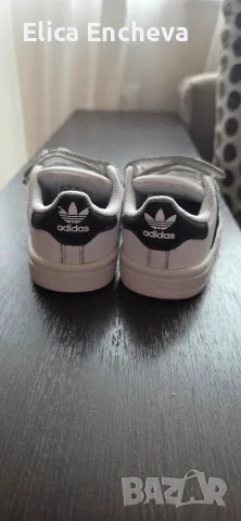 Детски маратонки Adidas, снимка 3 - Детски маратонки - 56740594