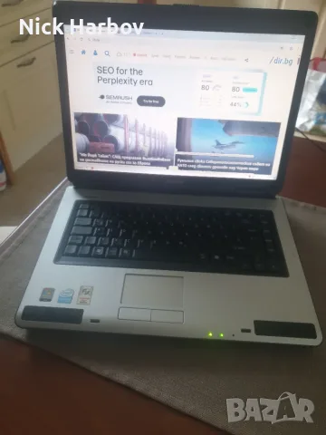 Лаптоп Toshiba Satellite L40-14Y.