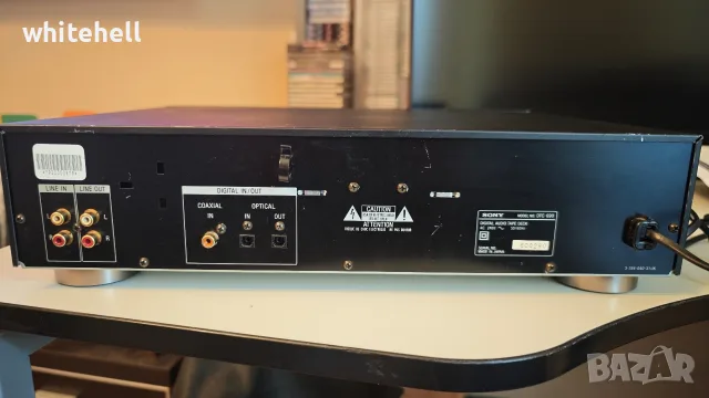 Sony DTC-690 DAT дек, снимка 2 - Декове - 56644080