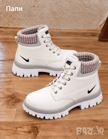 Дамски боти Nike различни модели , снимка 4 - Дамски боти - 56634733