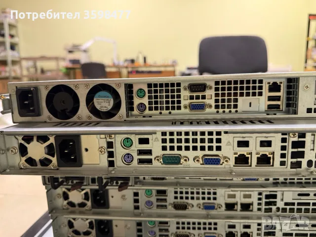 Сървър MB S3000AH + подарък Logitech клавиатура, снимка 3 - Работни компютри - 56567912