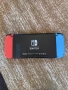 Nintendo Switch V2 с аксесоари, снимка 3
