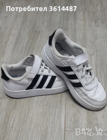 Деткки маратонки ADIDAS, снимка 2 - Детски маратонки - 56616625