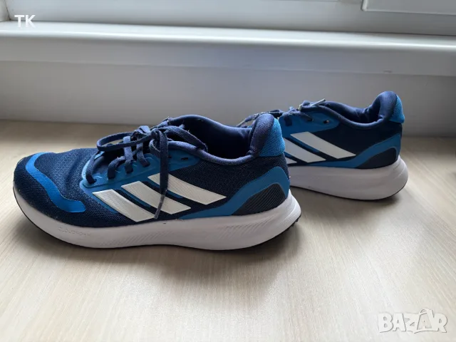Продавам детски обувки за бягане ADIDAS RUNFALCON 6.0, сини