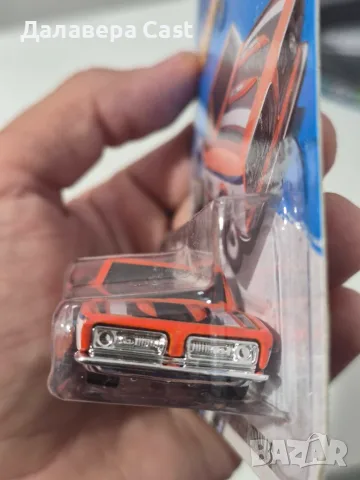 1/64 68 Plymouth Barracuda Formula S HotWheels , снимка 3 - Колекции - 56731392