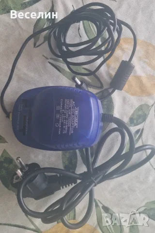 Универсален захранващ АДАПТОР 1,5-12V DC 0,8A XM-1000D XINGMA