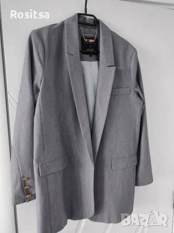 Oversize сиво сако 