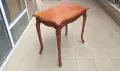 Висока антикварна масичка, снимка 1