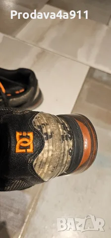 DC Shoes модел за скейт, снимка 4 - Кецове - 56724969