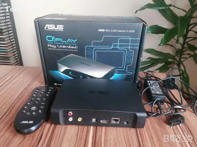 Медия плеър Asus , снимка 2 - Плейъри, домашно кино, прожектори - 56645243