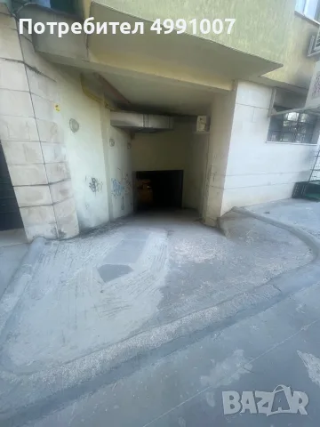Паркомясто под наем кв. Левски, снимка 4 - Гаражи и паркоместа - 56660742