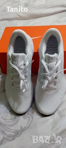 Нови оригинални дамски маратонки  Nike, снимка 3 - Маратонки - 56701177