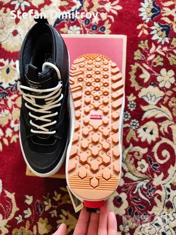 Нови обувки Vans, снимка 8 - Маратонки - 56734616
