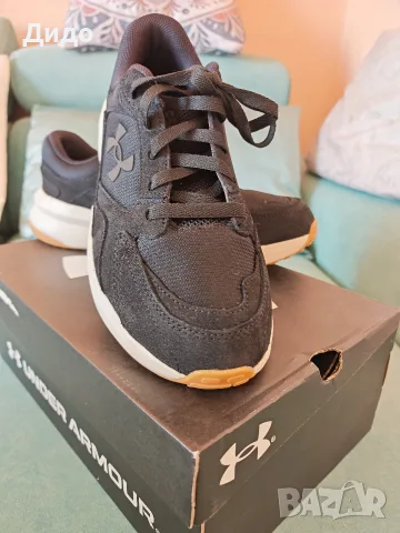 Мъжки маратонки Under Armour, снимка 2 - Маратонки - 56633546