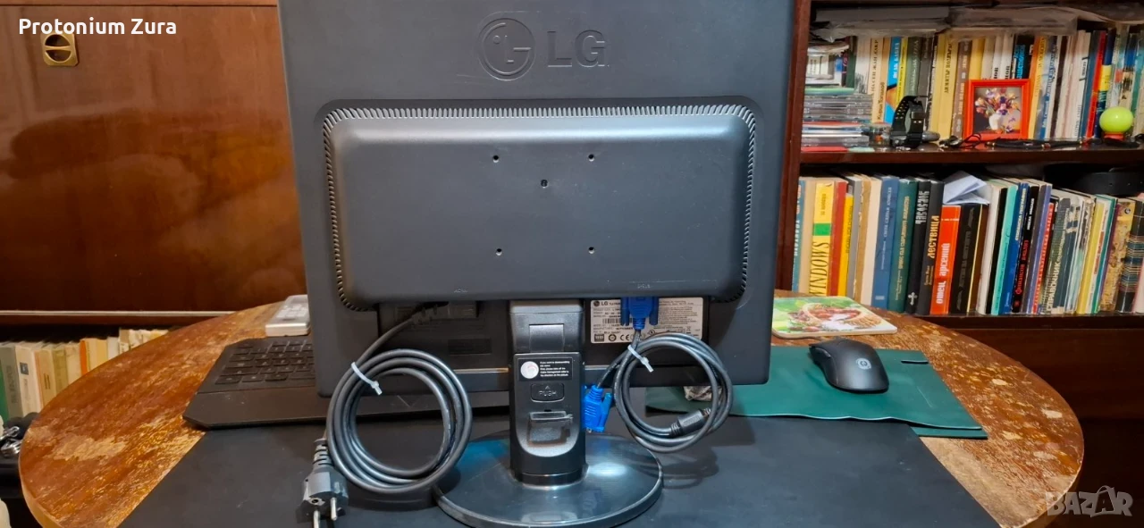 LG Flatron L1942S-BF 19" 60-75 Hrc, снимка 1