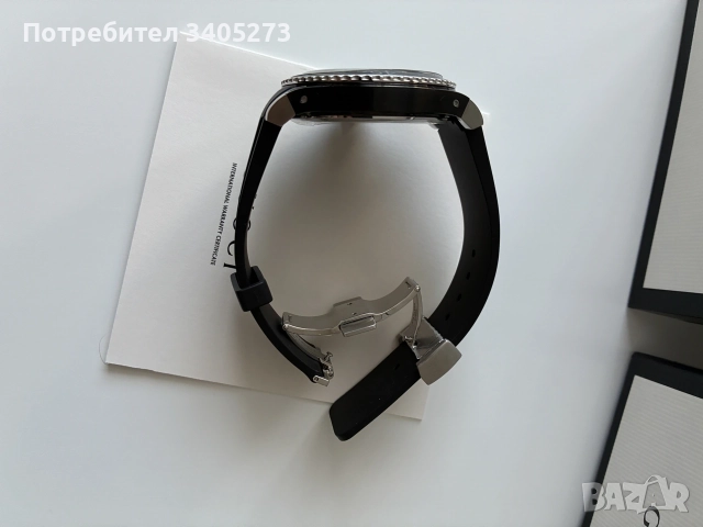 Часовник Gucci Dive YA136204 Swiss Made, снимка 4 - Мъжки - 56627628