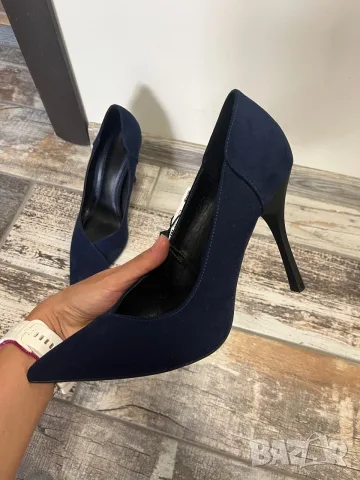Сини обувки на ток Bershka, снимка 3 - Дамски обувки на ток - 56597134