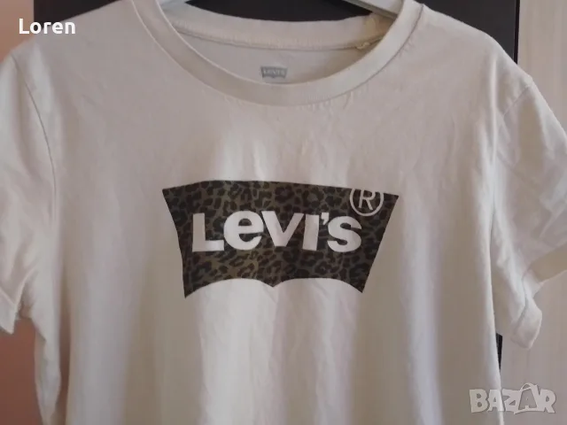 Тениска с гламурче на Levi's , снимка 2 - Тениски - 56644279
