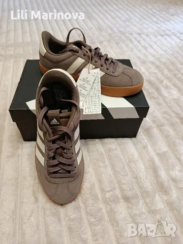 Дамски кецове Adidas 