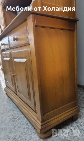 Дъбов кухненски бюфет с витрина, снимка 11 - Секции и витрини - 56737379