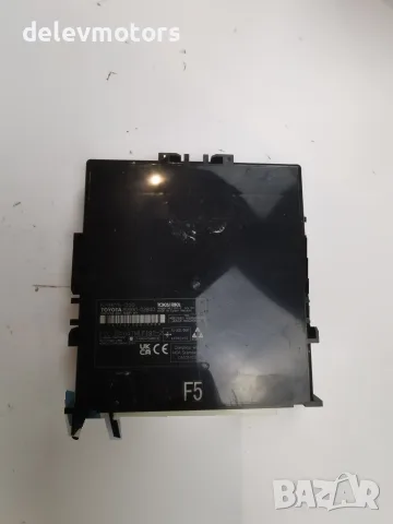 8999002B40 Компютър за система Smart Key (модул за безключов достъп) Tokai Rika 12 V DC; три