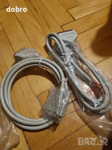 LPT принтерски кабел и компютър 