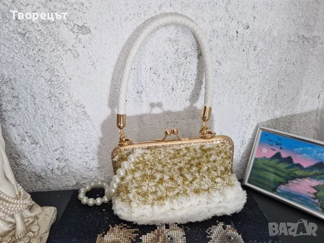официална дамска чанта с перлена дръжка