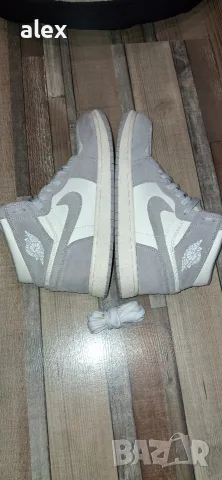Nike Jordan 1 mid grey, снимка 4 - Маратонки - 56645239