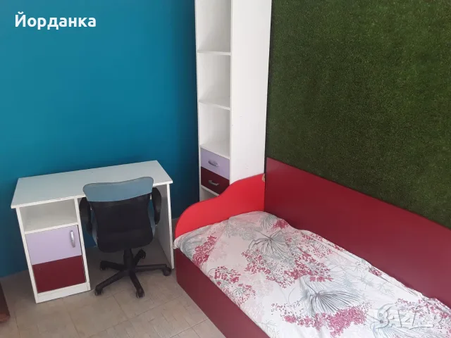 малко нощно щкафче кремово 