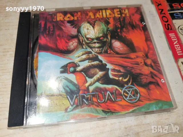 IRON MAIDEN CD 2210261725H2E8R, снимка 8 - CD дискове - 56614256