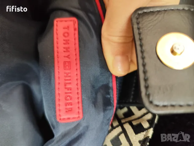Чанта на Tommy Hilfiger , снимка 3 - Чанти - 56592453