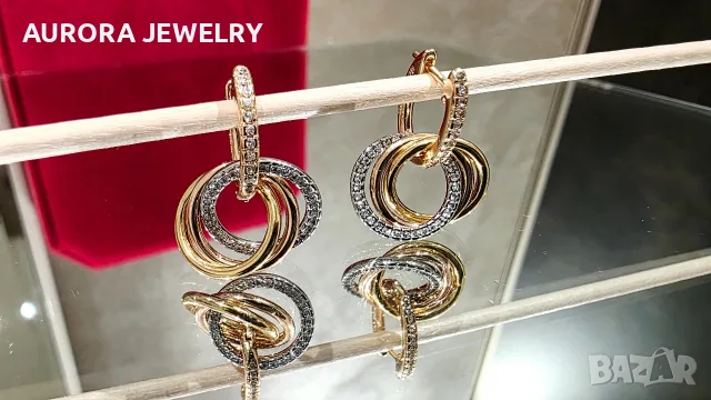 CARTIER Trinity Half Paved Diamonds Дамски Обеци, снимка 5 - Обеци - 56733468