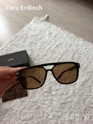 Слънчеви очила Tom Ford, снимка 7 - Слънчеви и диоптрични очила - 56568572