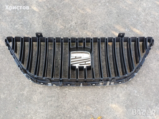 Решетка броня / радиатор SEAT EXEO, снимка 3 - Части - 56657446