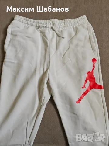 Оригинално мъжко долнище Nike Jordan Jumpman (Размер L) — бяло с червено лого