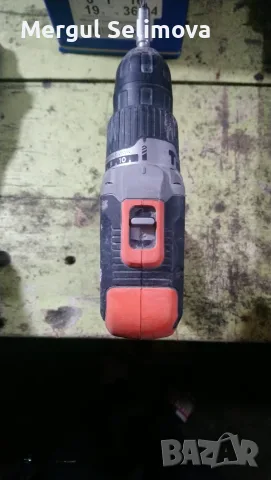 Акумулаторен винтоверт black and decker 18v, снимка 3 - Винтоверти - 56598804