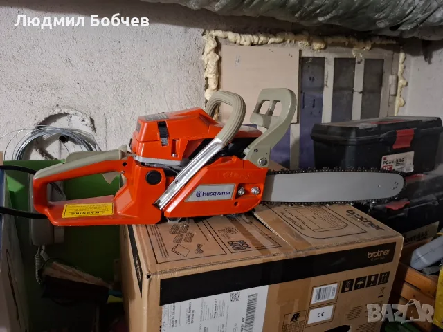 Чисто нова бензинова резачка за дърва, снимка 3 - Моторни триони/резачки - 56644505