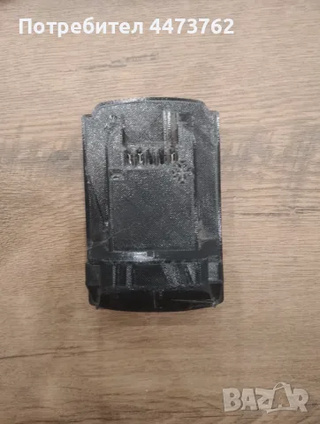 Адаптер / Преходник от батерия TOTAL (20V) към машини Milwaukee (M18)