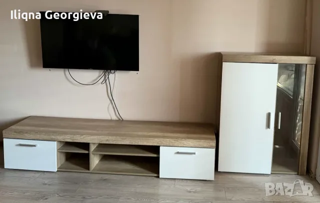 Два броя шкафове за хол, снимка 2 - Секции и витрини - 56613493