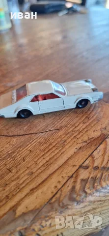 Моделче Siku Oldsmobile-Tornado , снимка 3 - Колекции - 56636530